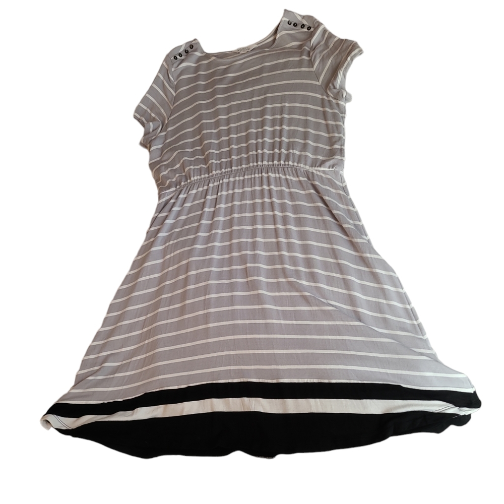 Casual gray t-shirt dress